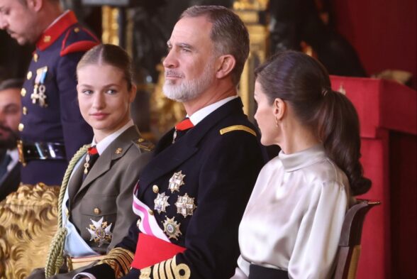 Los Reyes, junto a la Princesa Leonor, durante la Pascua Militar en el Palacio Real