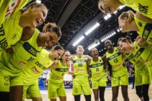 Las jugadoras del USK Praga en un partido de Euroliga.