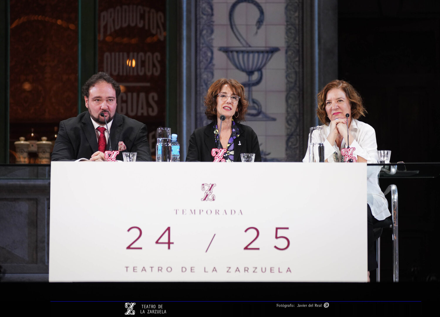 José Miguel Pérez-Sierra, Paz Santa Cecilia e Isamay Benavente durante la presentación de la nueva temporada del Teatro de la Zarzuela