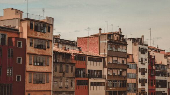Bloques de viviendas en Girona.