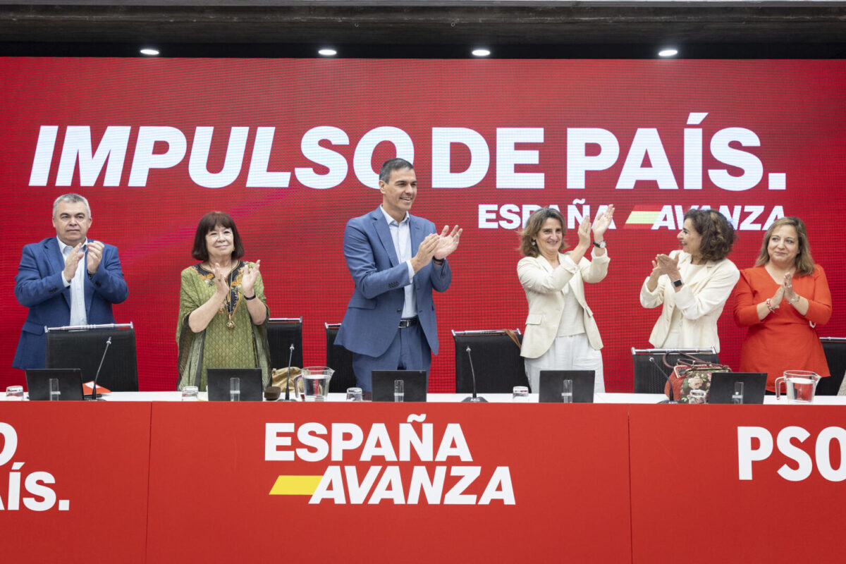 Pedro Sánchez preside la reunión de la Comisión Ejecutiva del PSOE este lunes.