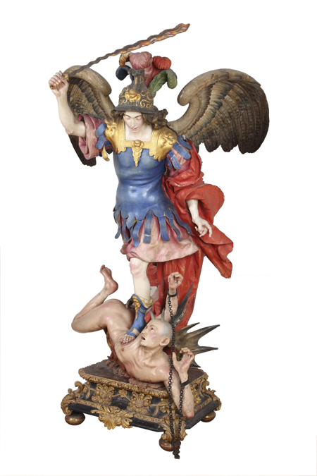 'El arcángel san Miguel venciendo al demonio', escultura de Luisa Roldán, La Roldana