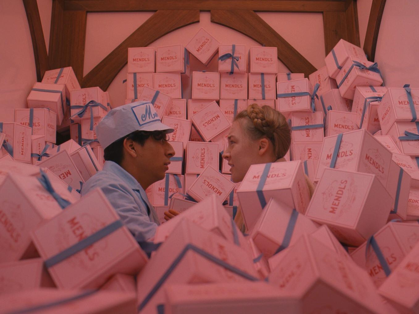 Los colores pastel son propios del cine de Wes Anderson. Aquí, un fotograma de 'El Gran Hotel Budapest"