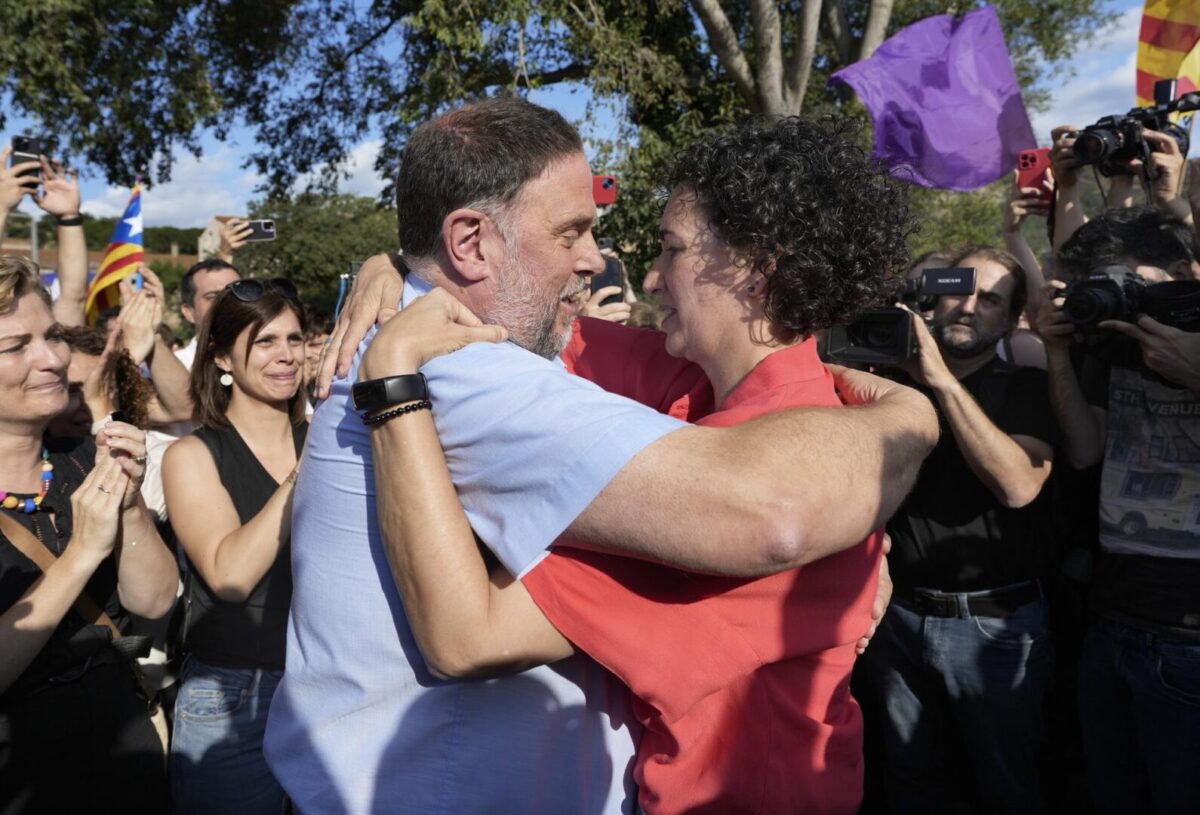 Oriol Junqueras y Marta Rovira, este pasado viernes, en Cantallops (Girona)