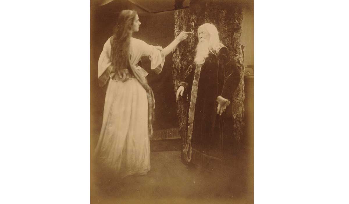 Julia Margaret Cameron, Vivien and Merlin, 1874