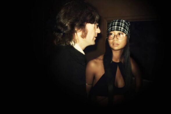 Fotograma del documental 'El otor amor de John Lennon', en Movistar+