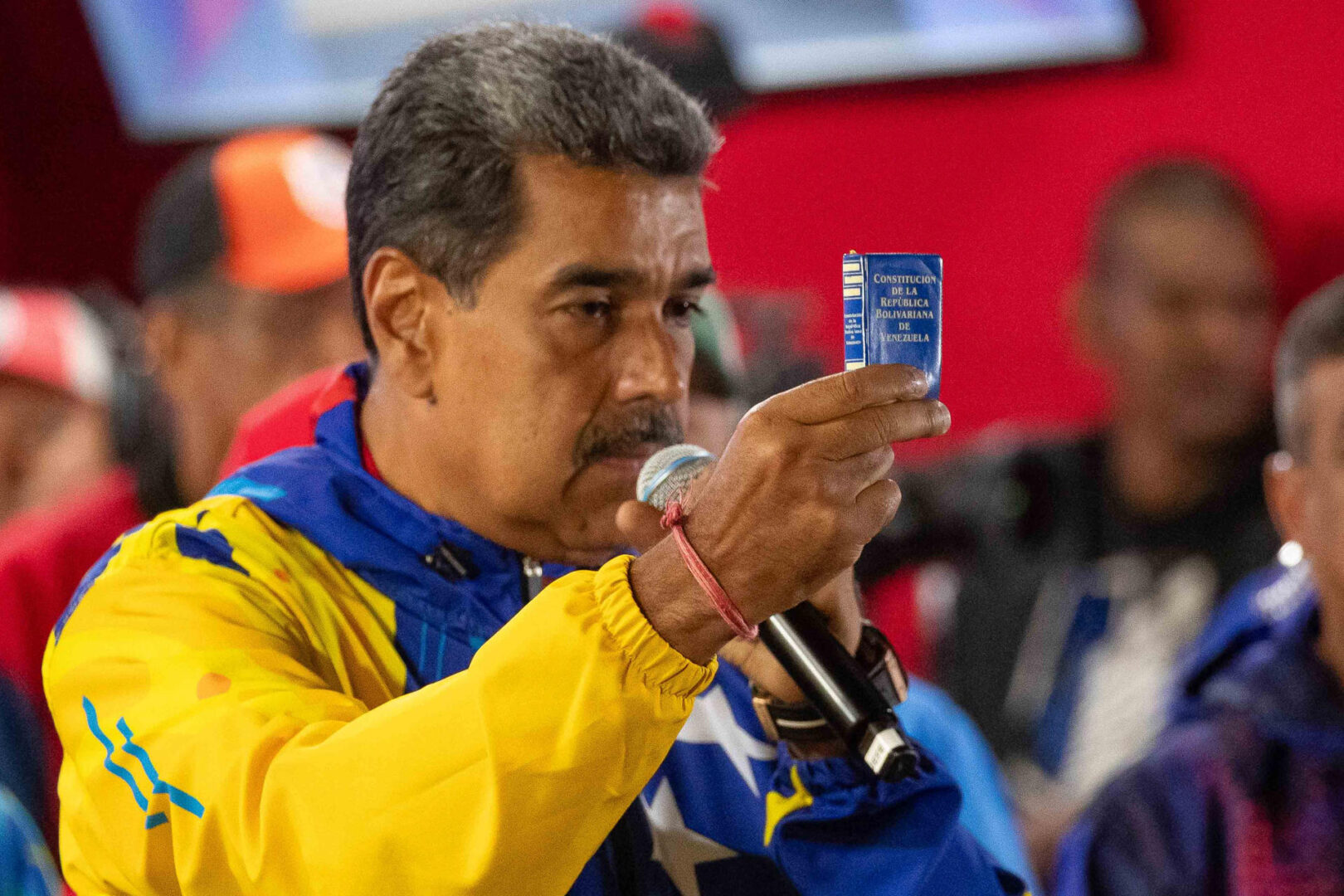 ¿Qué va a pasar en Venezuela tras los polémicos resultados electorales, gobernará Nicolás Maduro o Edmundo González Urrutia?