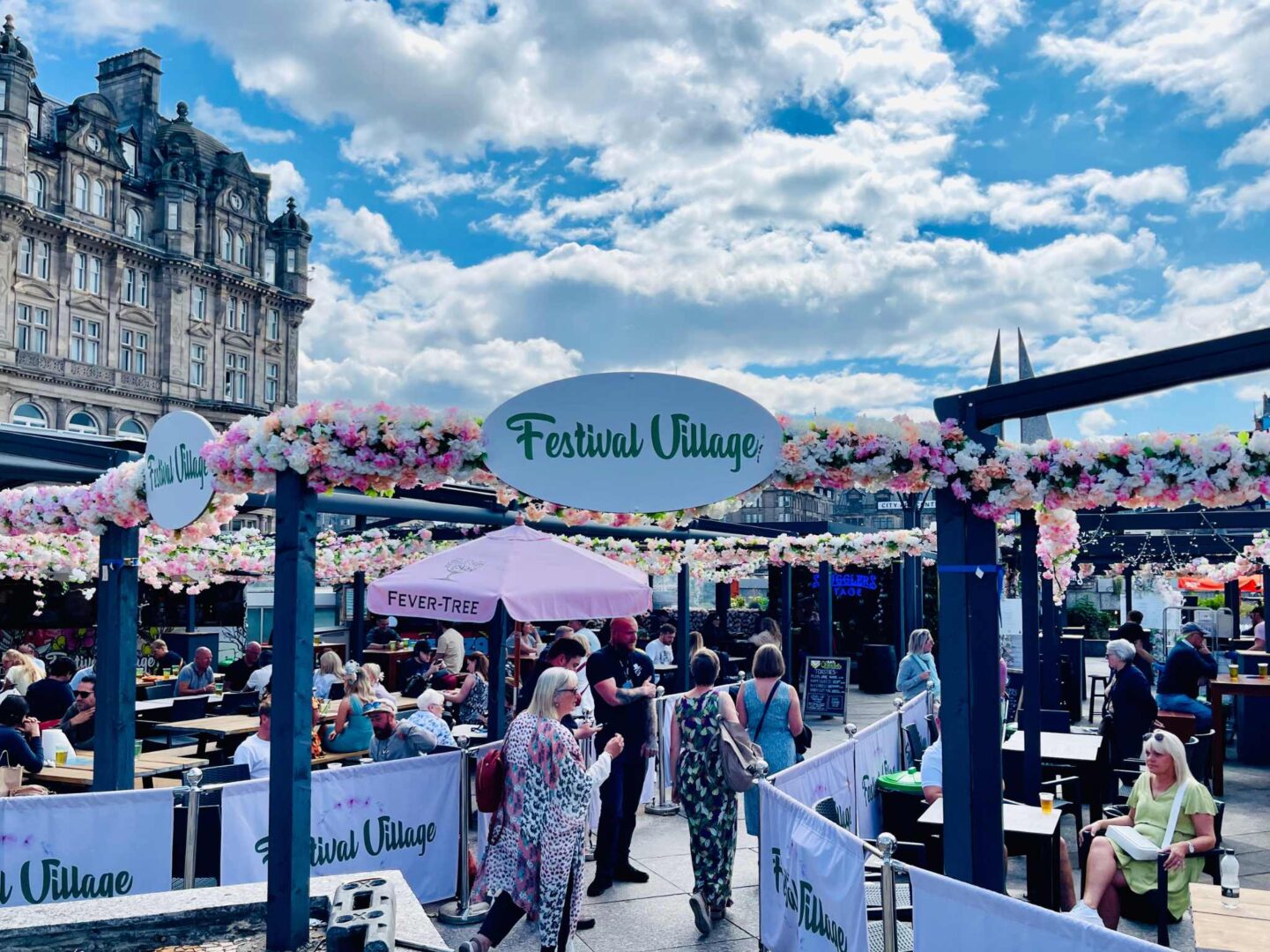 Puestos callejeros en el Festival de Edimburgo