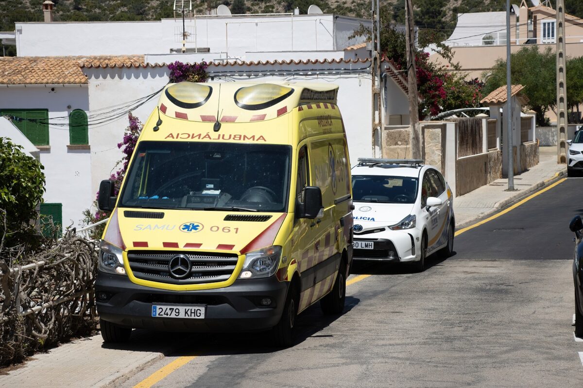 Ambulancia y policía - Sociedad