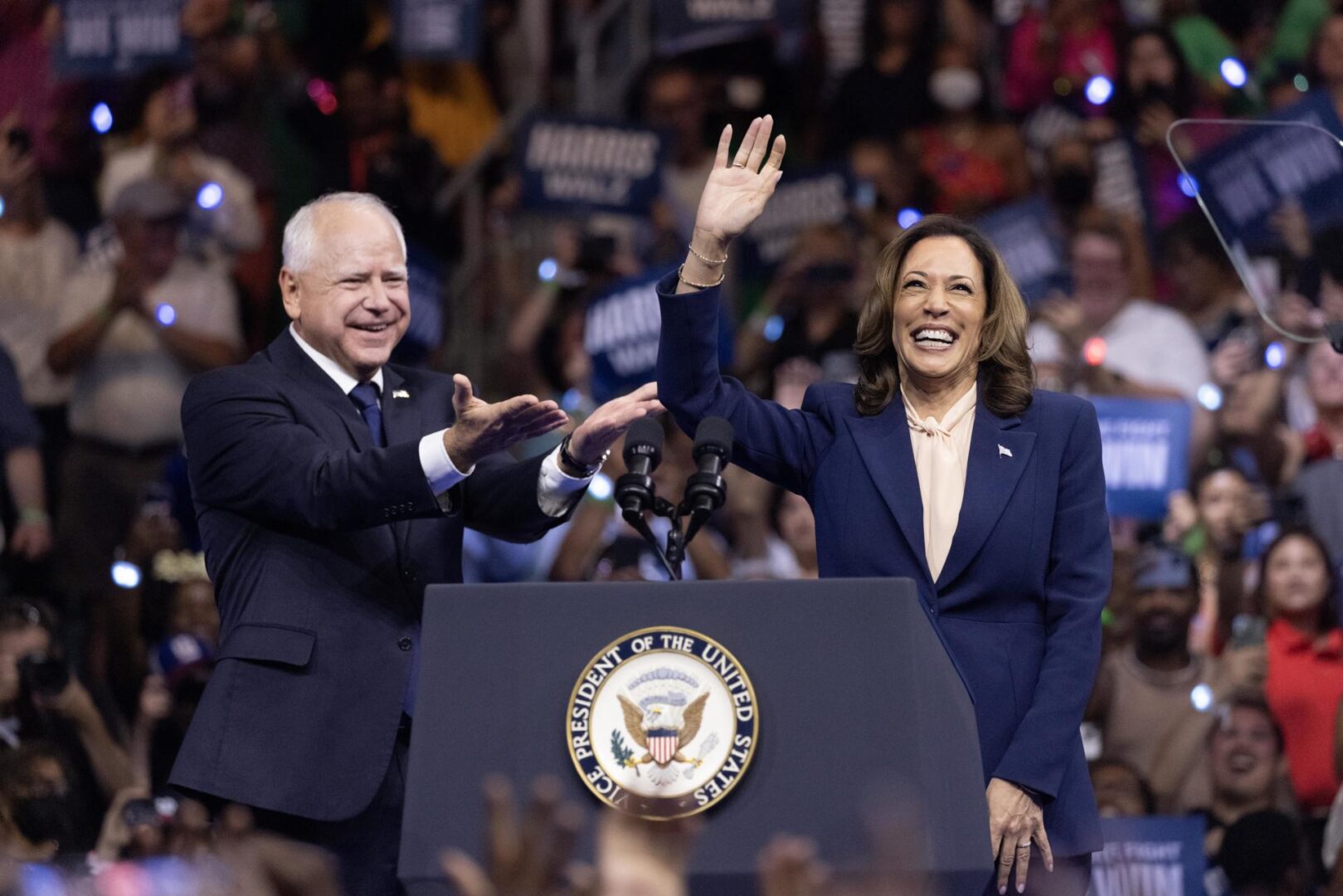 ¿Quién es Tim Waltz? Así es la mano derecha de Kamala Harris