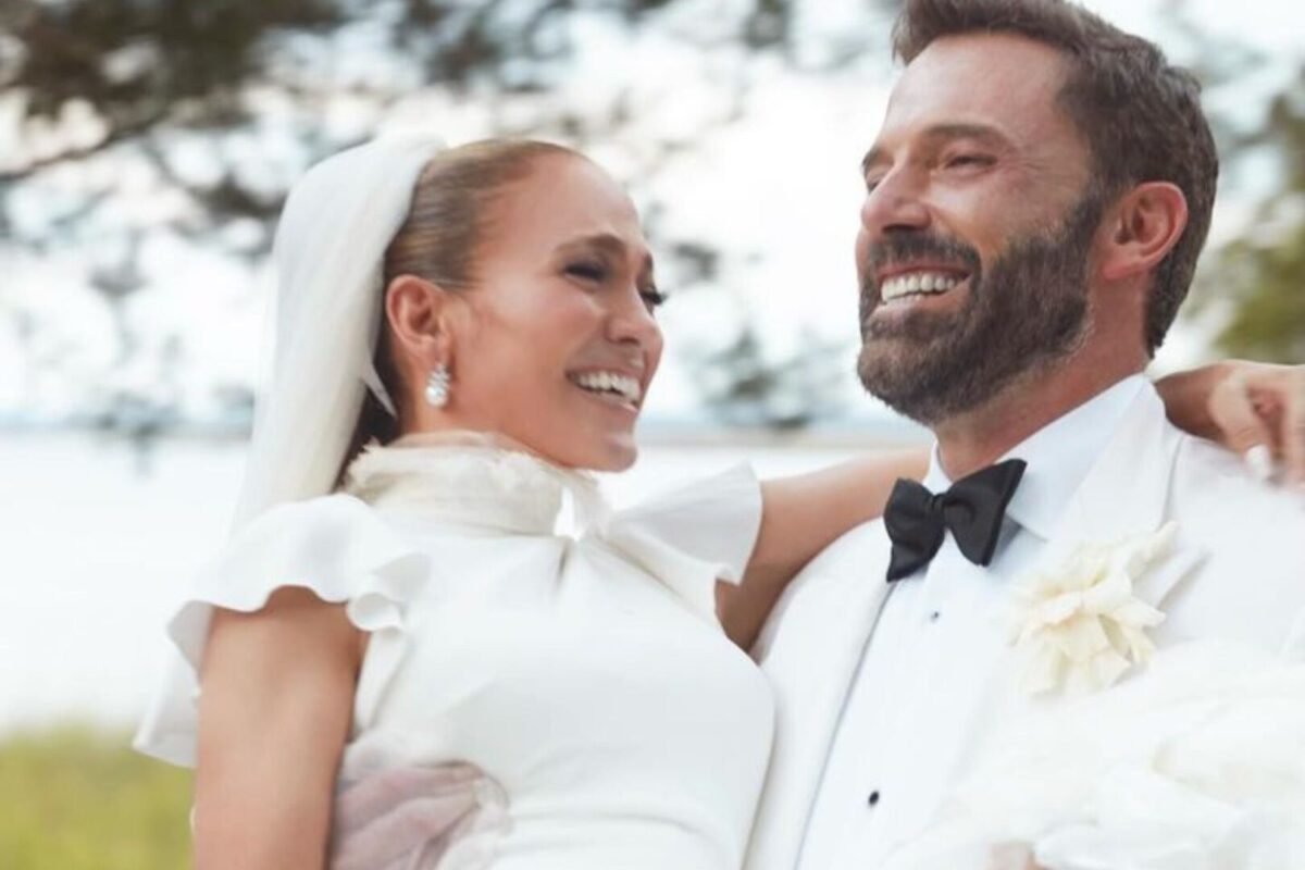 Jennifer Lopez y Ben Affleck en una imagen de su boda