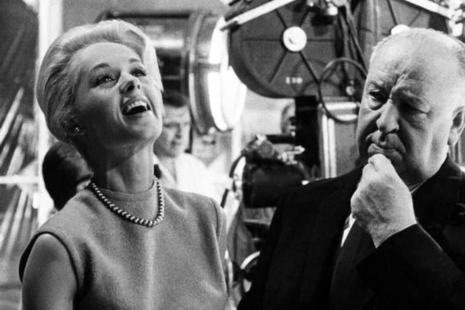 Tippi Hedren junto a Hitchcock, una obsesión que destruiría la amistad entre actriz y director