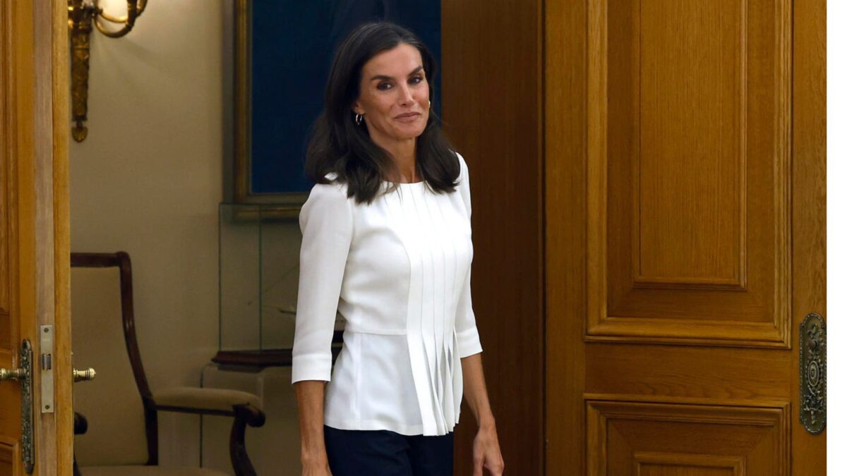 La Reina, durante las audiencias en La Zarzuela