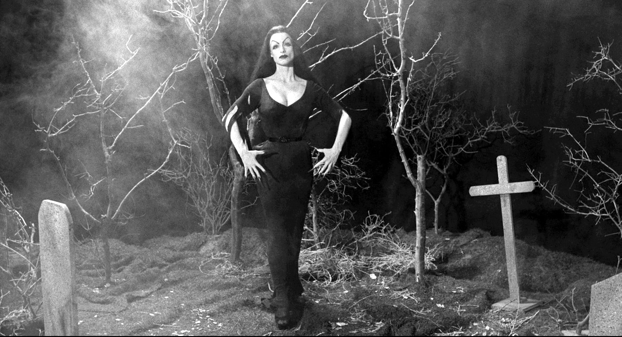 Lisa Marie Smith interpreta a Vampira en 'Ed Wood', de Tim Burton