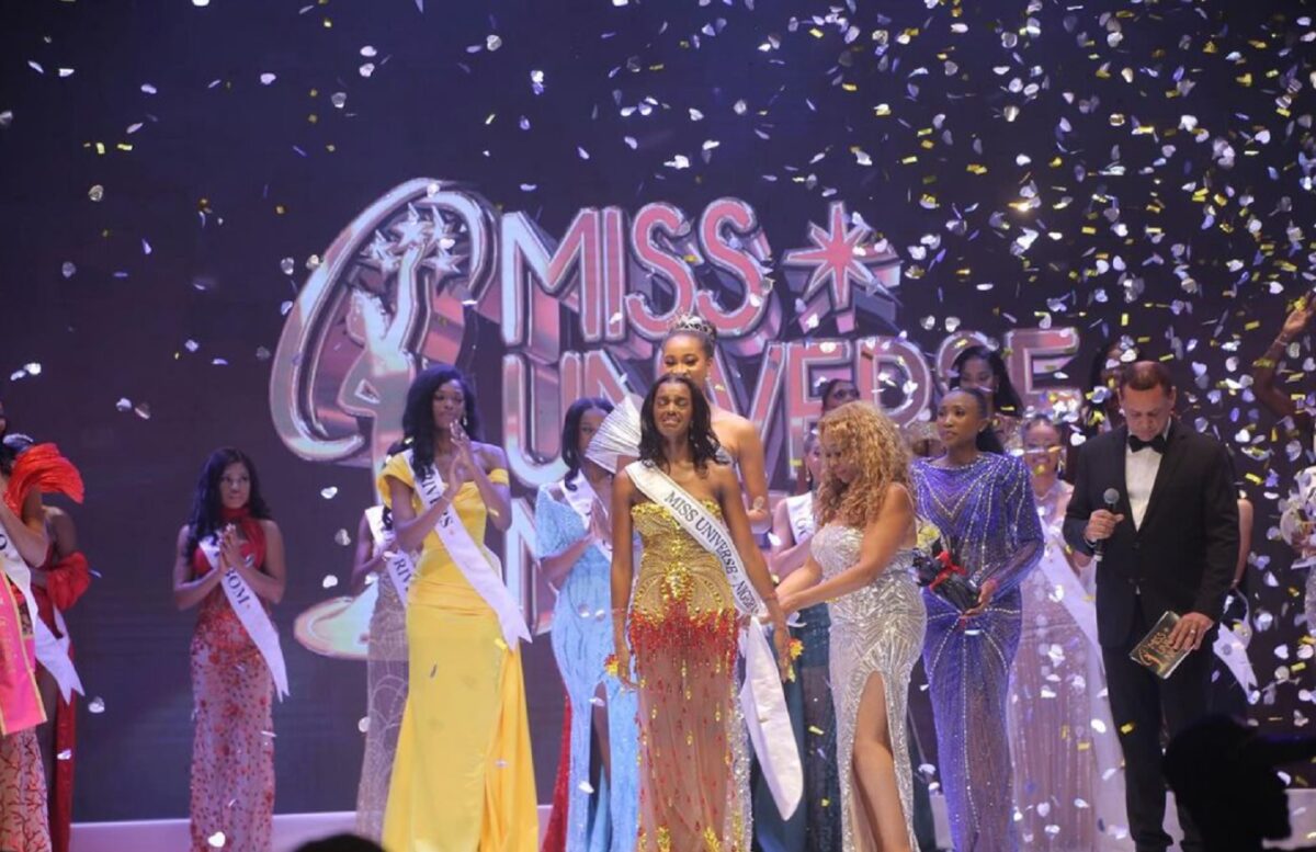 Miss Nigeria - Sociedad