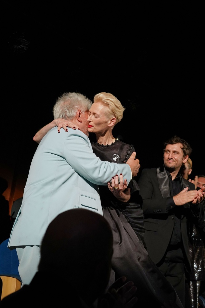 Pedro Almodóvar y Tilda Swinton en el Festival de Cine de San Sebastián