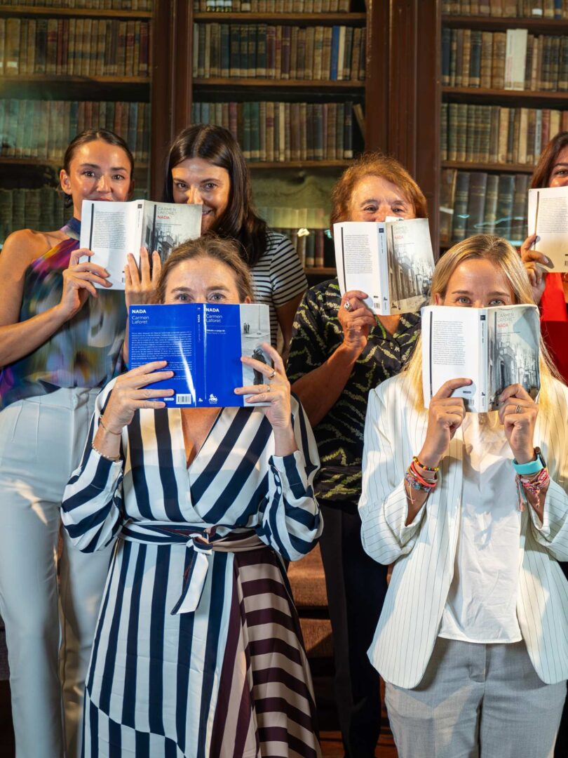 La Ciudad de las Damas con Marta Sanz, vicepresidenta del Ateneo y Cristina Cerezales Laforet, hija de Carmen Laforet, en el Ateneo de Madrid