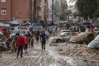 Estado de terror en Paiporta: los cuerpos no paran de salir a flote - Artículo 14