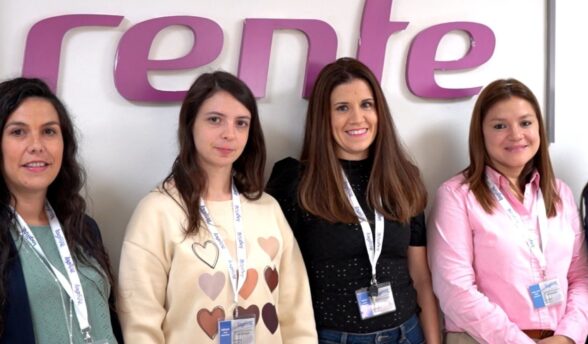 Trabajadoras de Renfe en el Centro de Competencia Digital de Alcázar de San Juan.