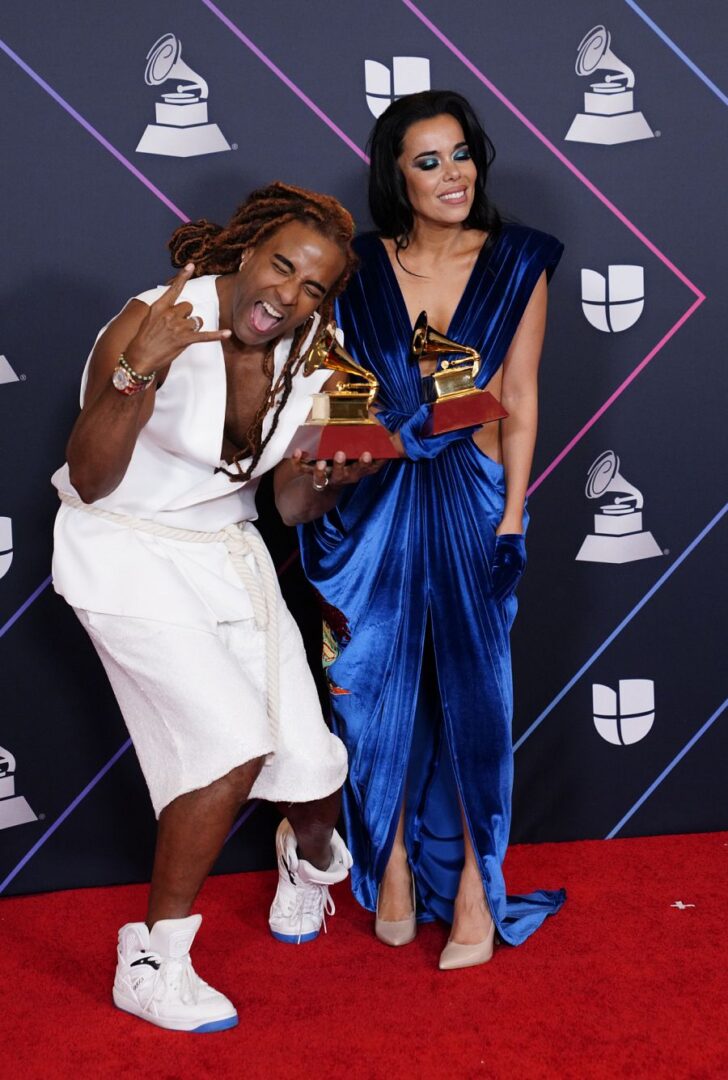 Yotuel y Beatriz Luengo, en los últimos Premios Grammy, en febrero de 2024