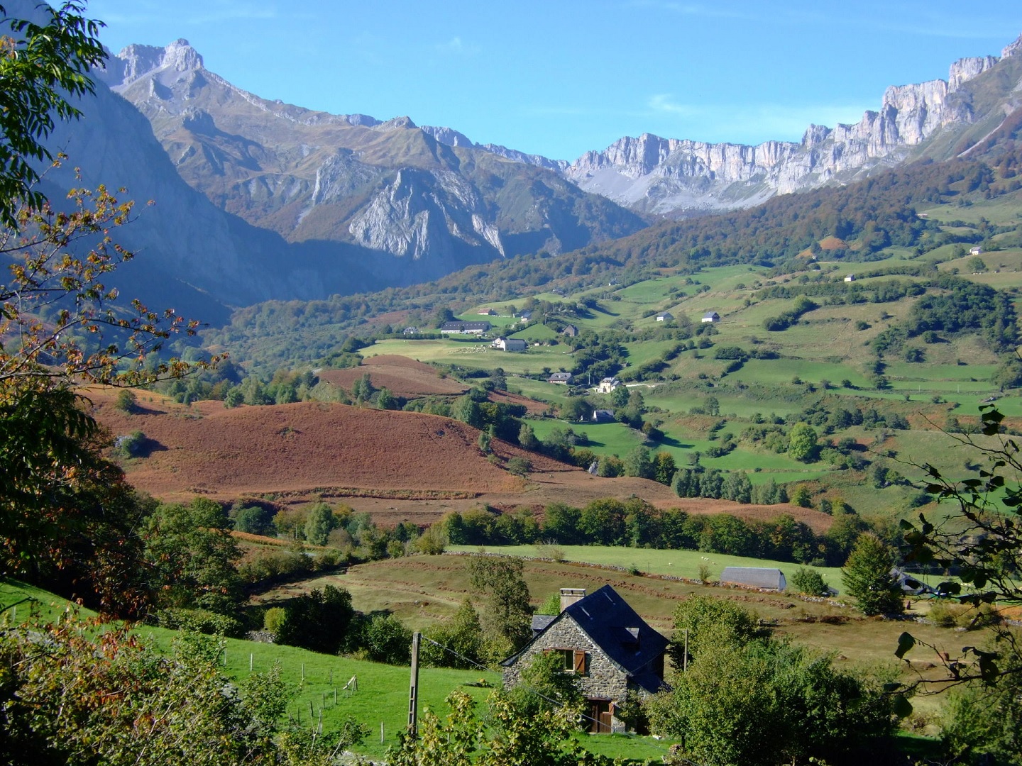 La Ruta de las Golondrinas, las mujeres que atravesaban los Pirineos para fabricar zapatos