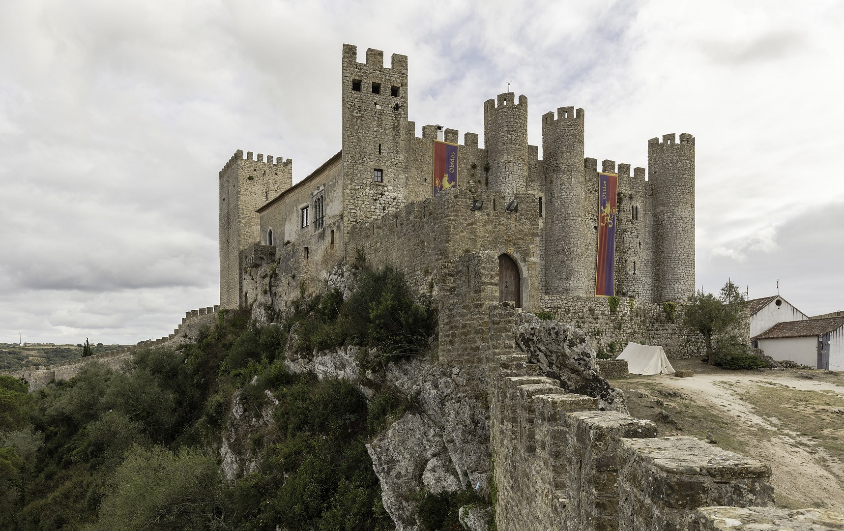 Los pueblos medievales más impresionantes de Europa que parecen congelados en el tiempo