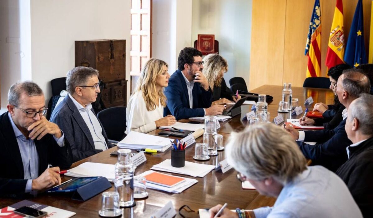 Yolanda Díaz, reunida con los agentes sociales en Valencia