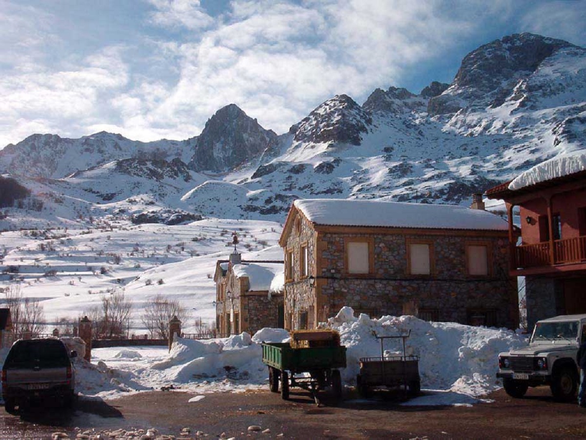 Los pueblos de León más bonitos donde probar la primera nieve