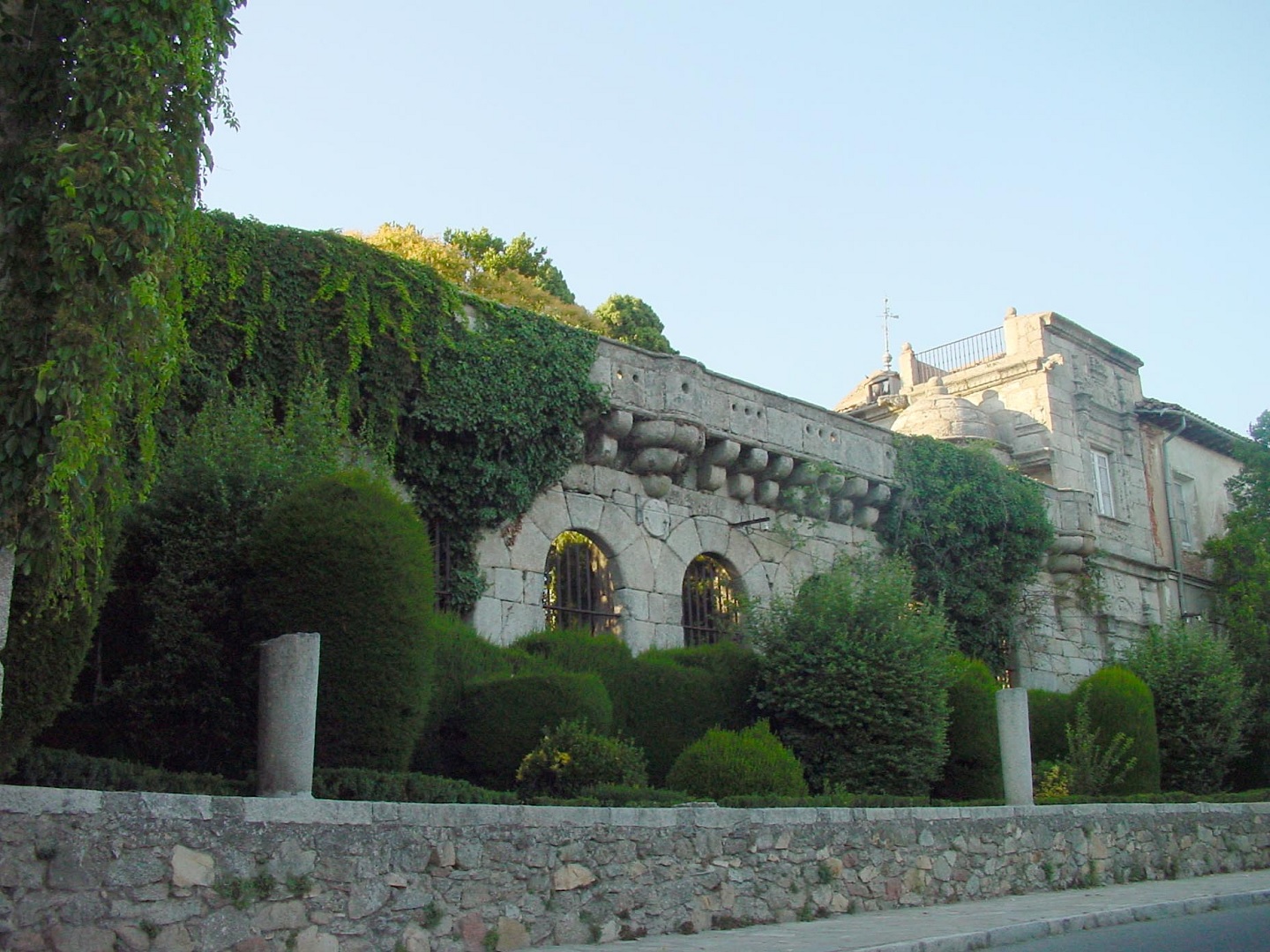 El pueblo más bonito de Madrid que debes visitar en otoño: un oasis de paz y tranquilidad