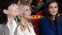 La Reina, junto a la vicepresidenta del Gobierno y la ministra de Igualdad