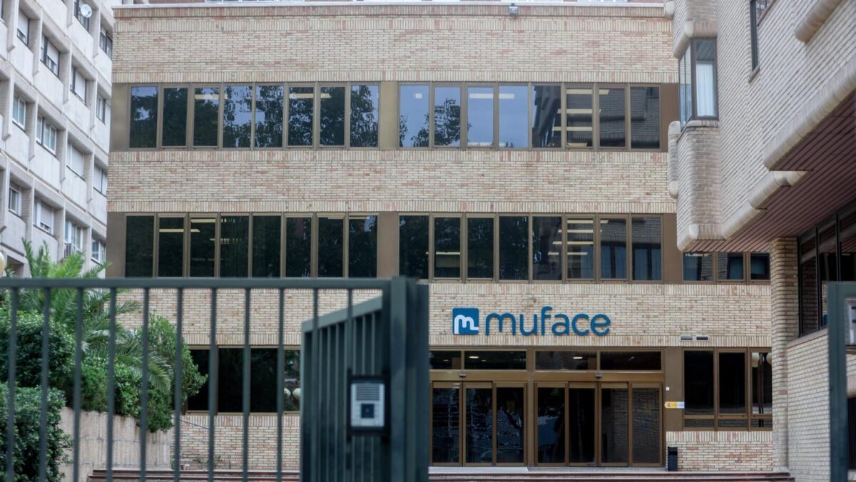 Fachada de un edificio de Muface - Economía