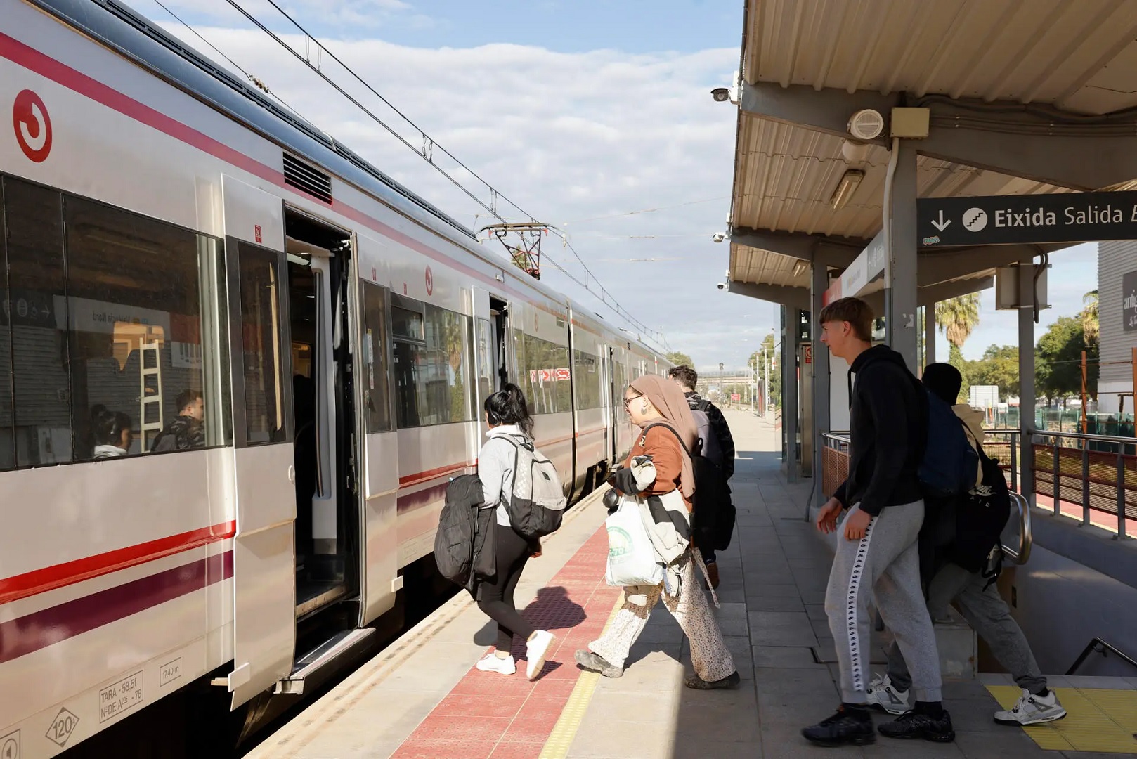 Precios del metro y bus en Valencia 2025: así son los nuevos descuentos