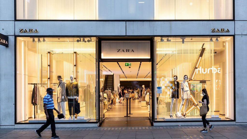 Tienda de Zara - Sociedad