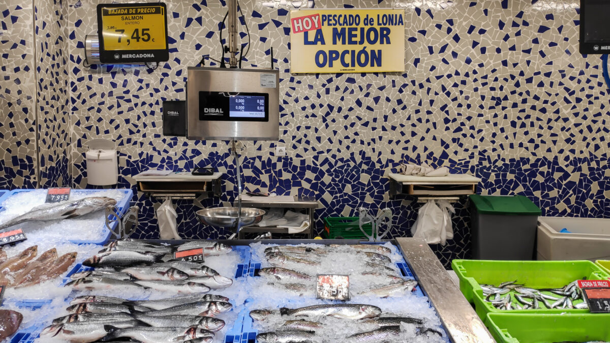 Pescadería de Mercadona - Sociedad