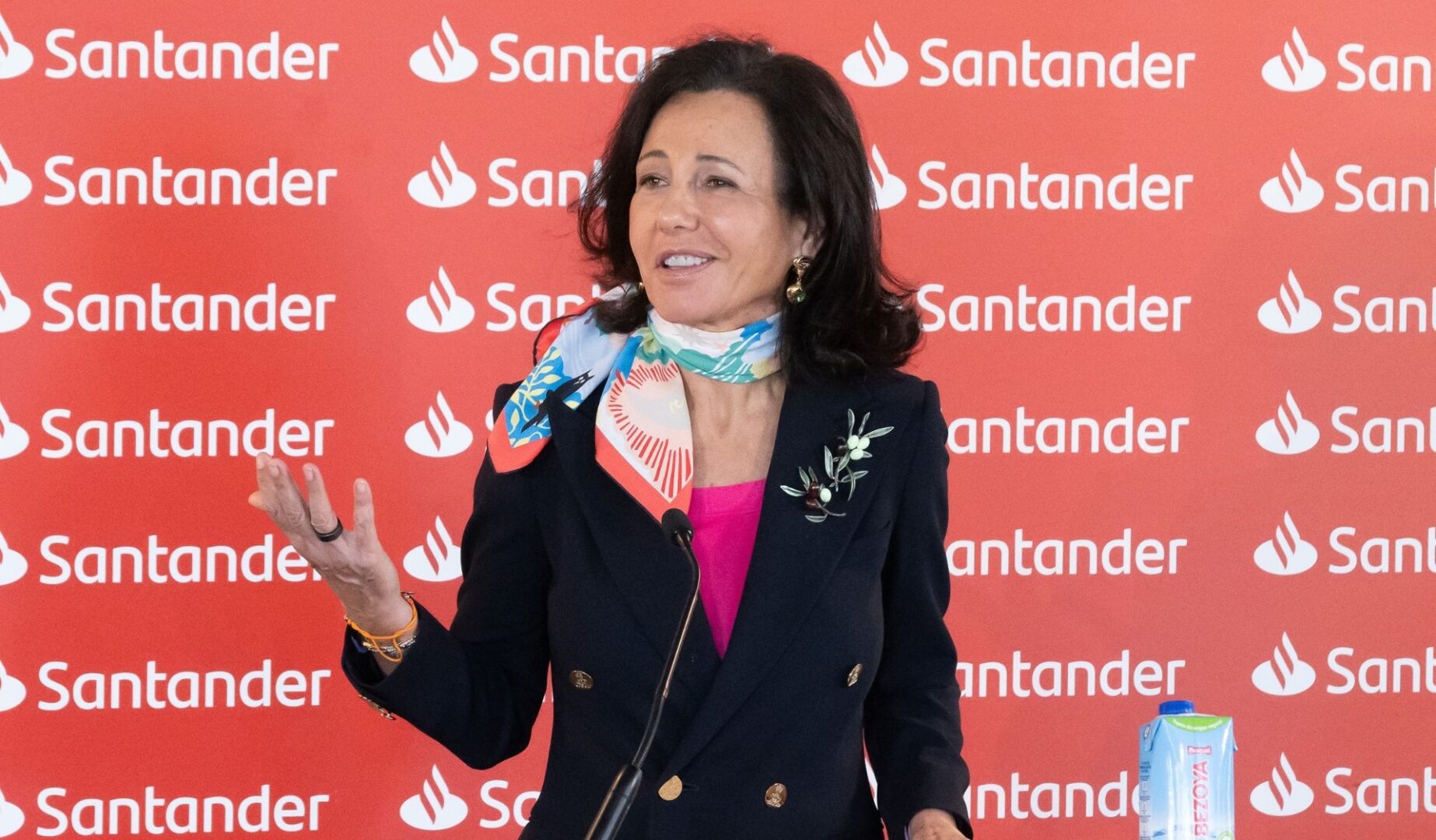 Las acciones de Santander se disparan tras un año de récord