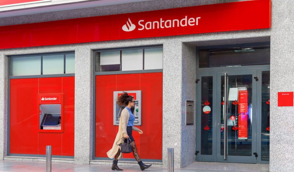 Sucursal de Banco Santander - Economía